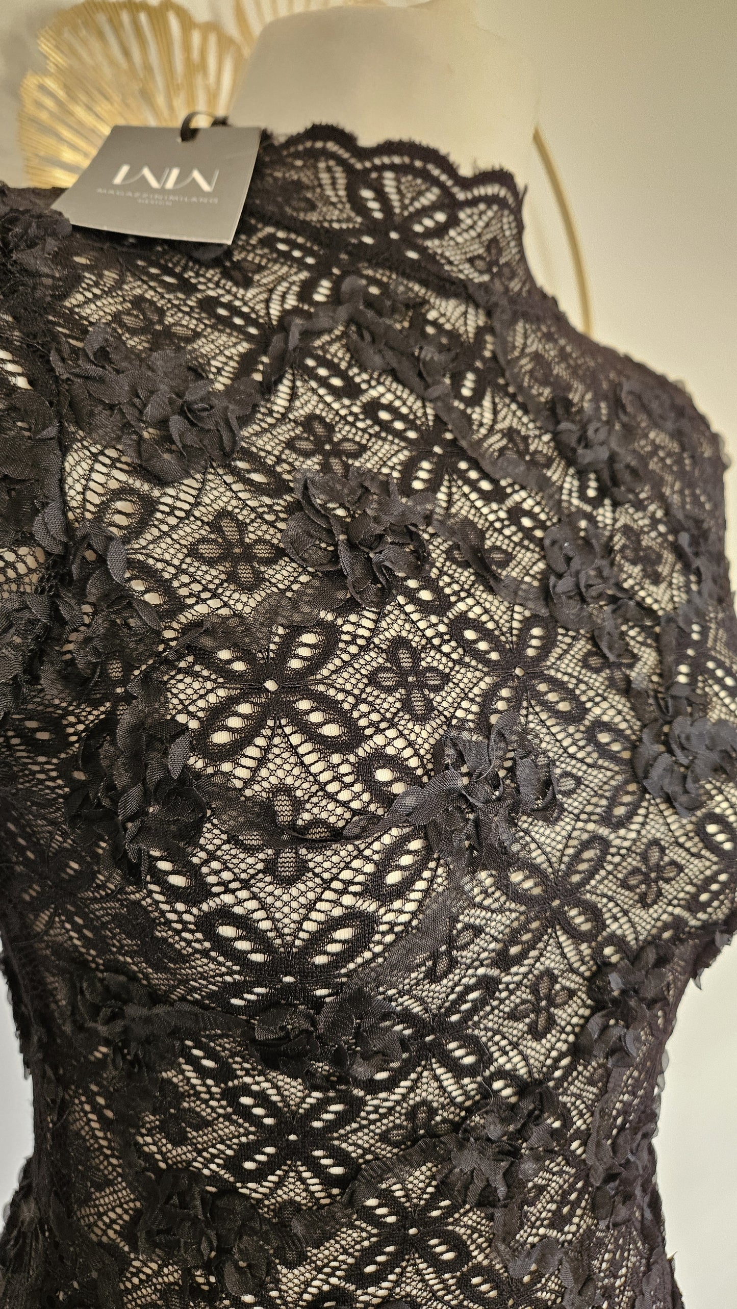 Maglia in pizzo nero