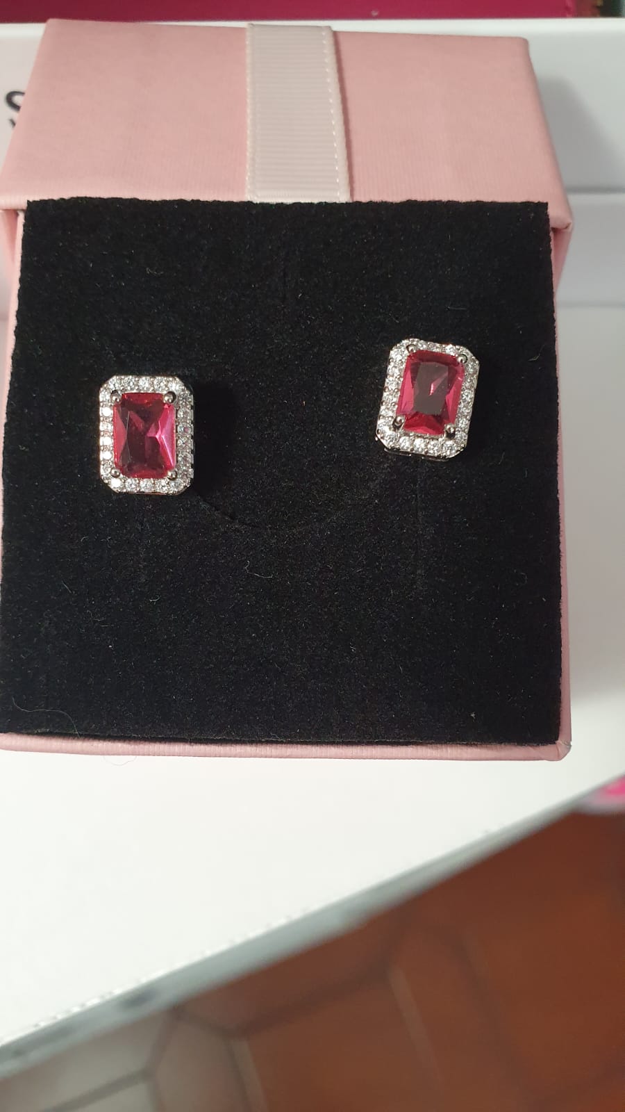 Orecchini Stroili con Pietra Rosa
