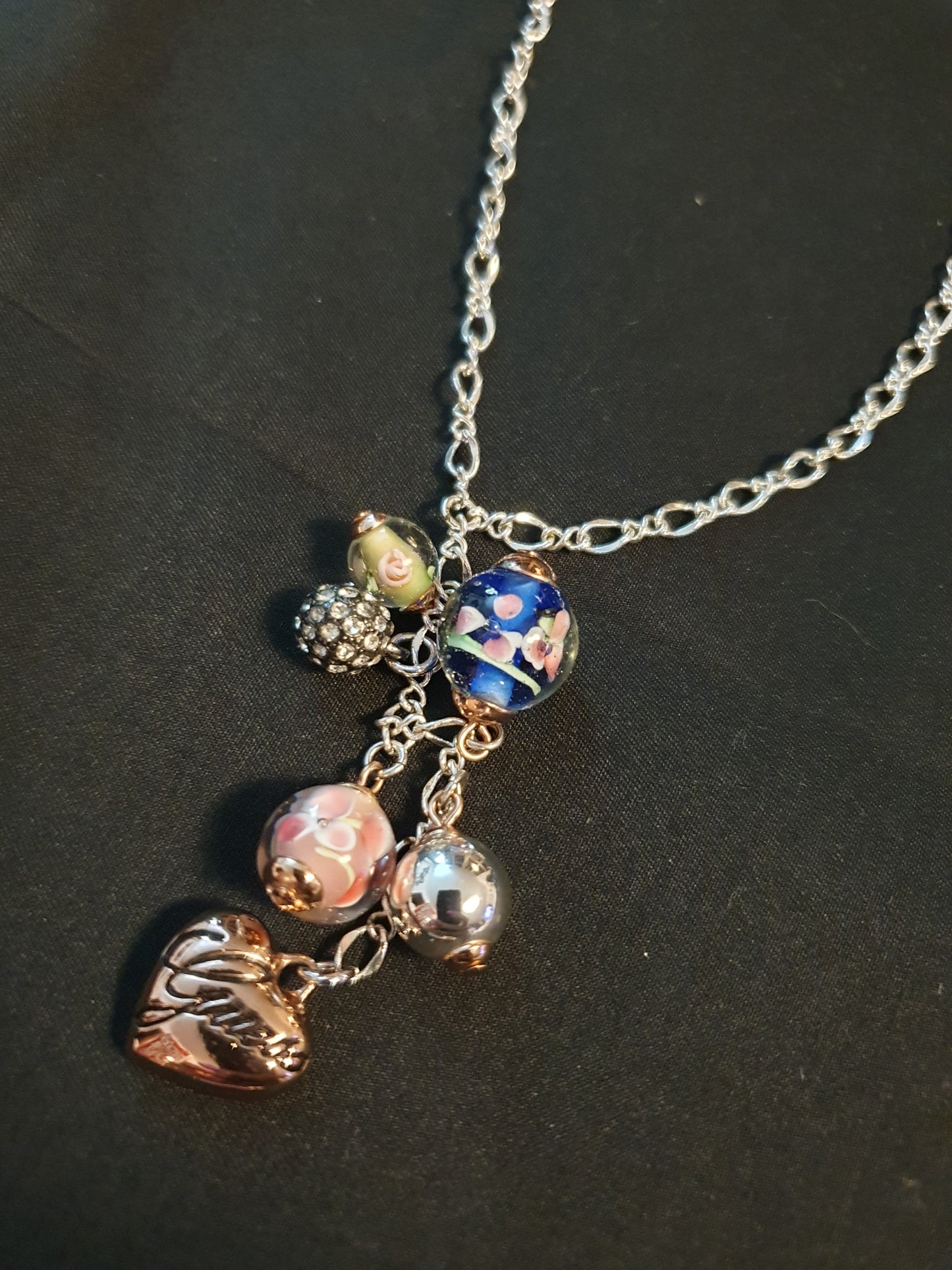 Collana e orecchini Guess