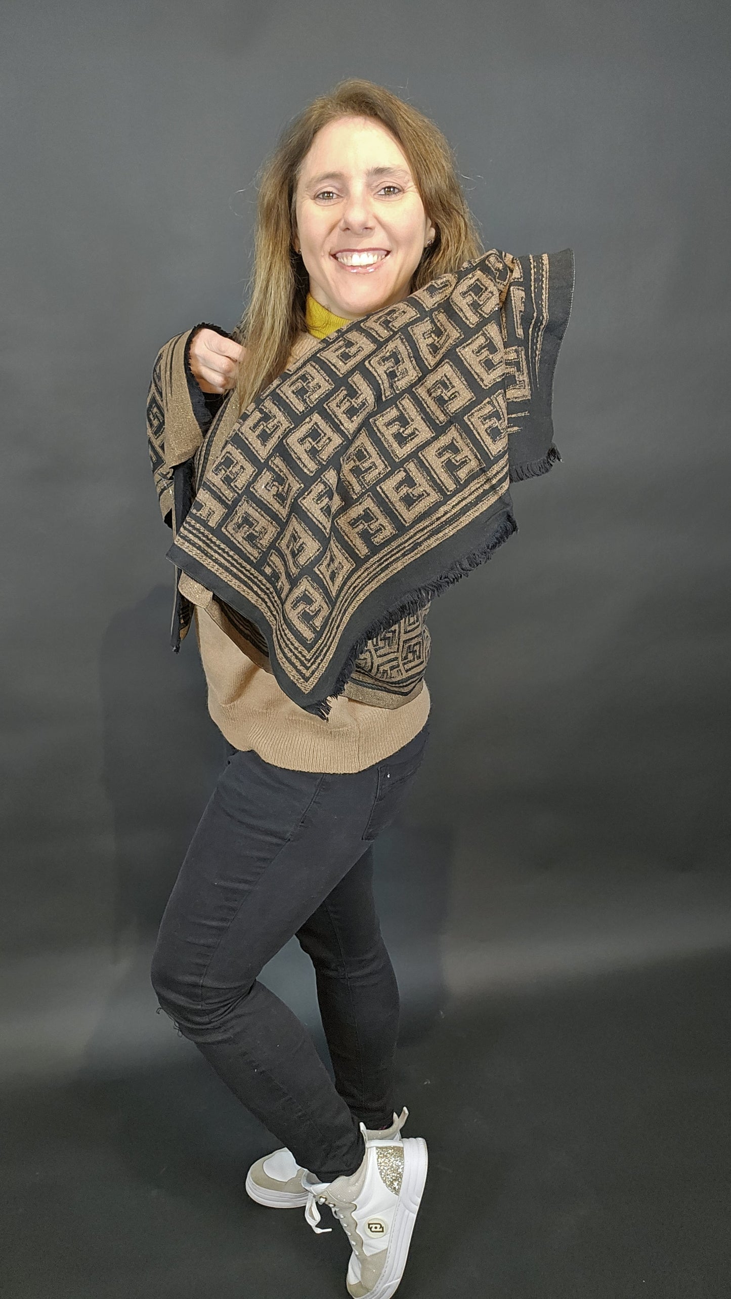Pashmine Cashmere e Lana marrone e nera