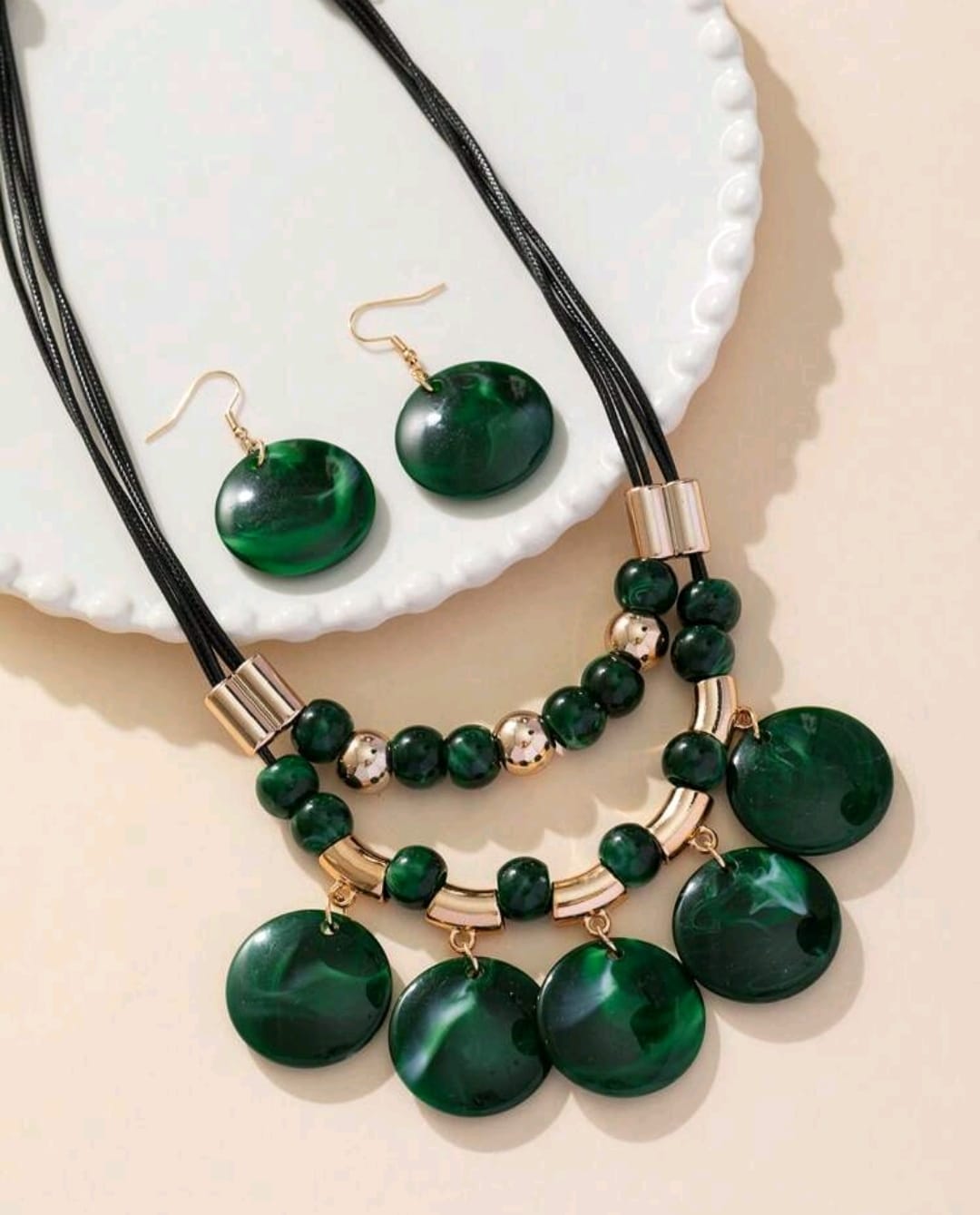 Set collana e orecchini verdi