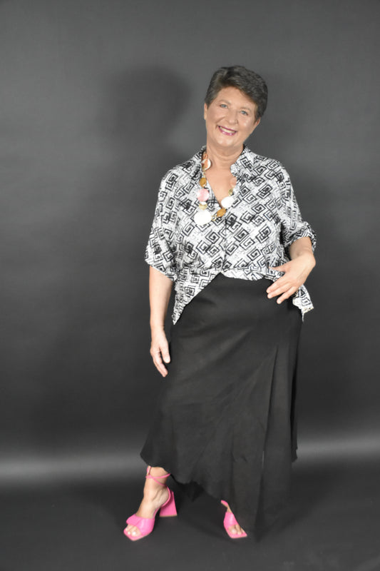 Completo camicia e gonna svasata