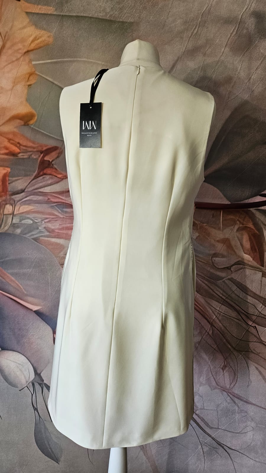 Vestito bianco panna con tasche