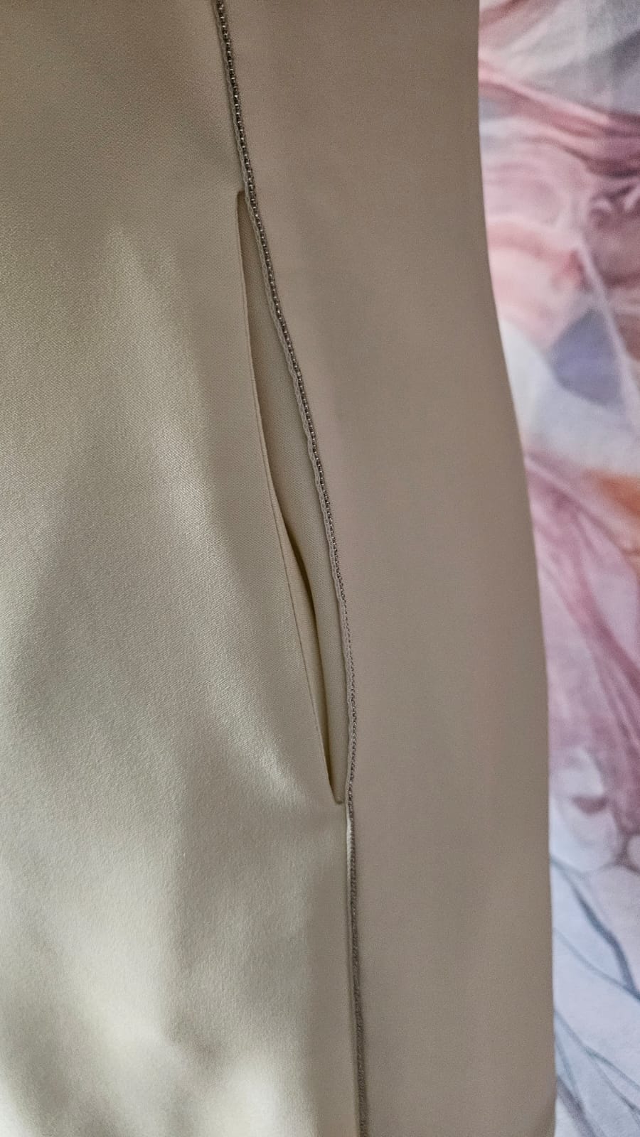 Vestito bianco panna con tasche