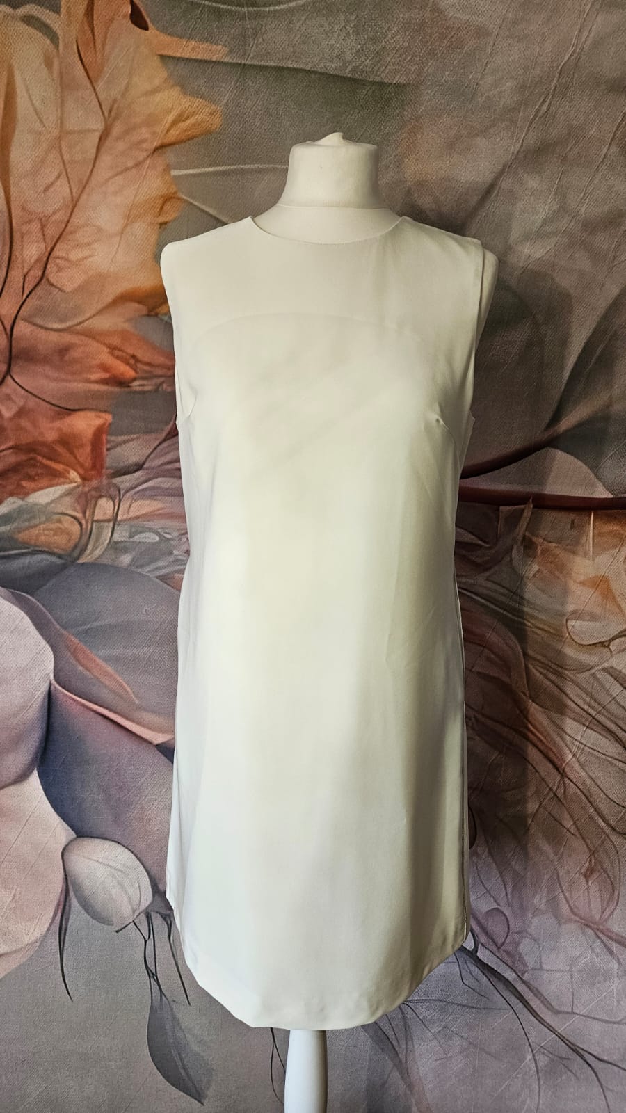 Vestito bianco panna con tasche