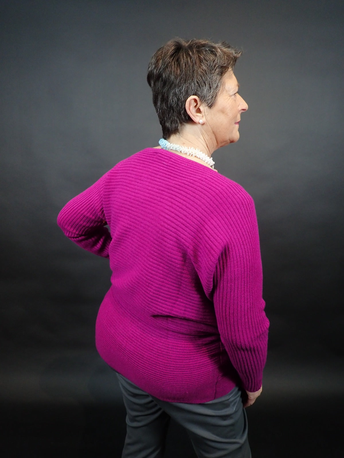 Girocollo fucsia a coste