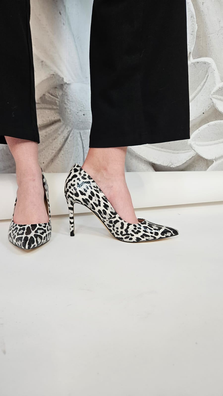 Scarpe Décolleté Guess con stampa animalier