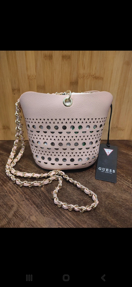 Borsetta GUESS tracolla con catena intrecciata