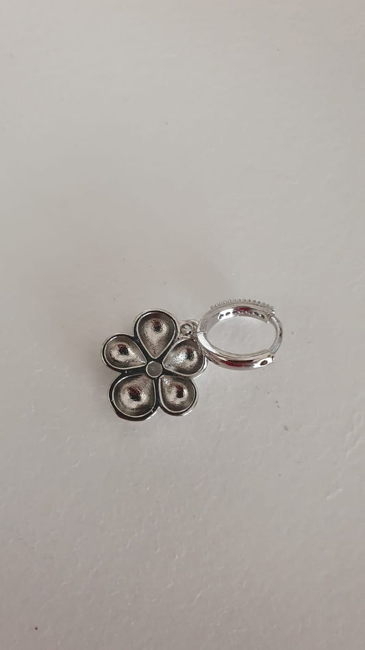 Orecchini Stroili Fiore Argento